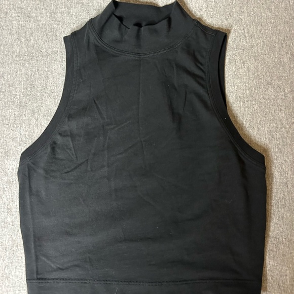 LULULEMON WOMENS CROPPED TANK - Picture 2 of 3